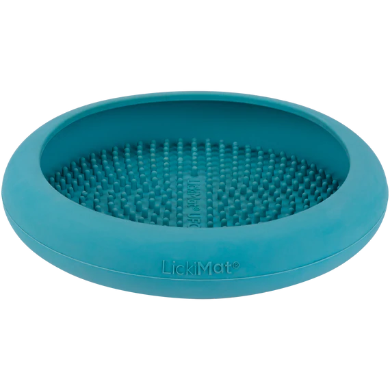 LickiMat® UFO is the ideal soothing aid when it comes to grooming, Bath time or for use just as a Lick mat. Made for use on vertical surfaces, UFO design to catch Saliva and food.   The little nubs soothe your dog as they lick, helping reduce stress and anxiety.