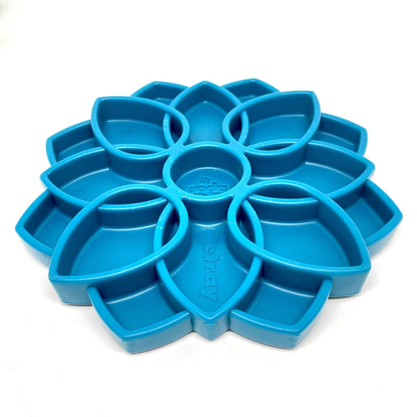 Mandala etray by sodapup, enrichment slow feeder for dogs.