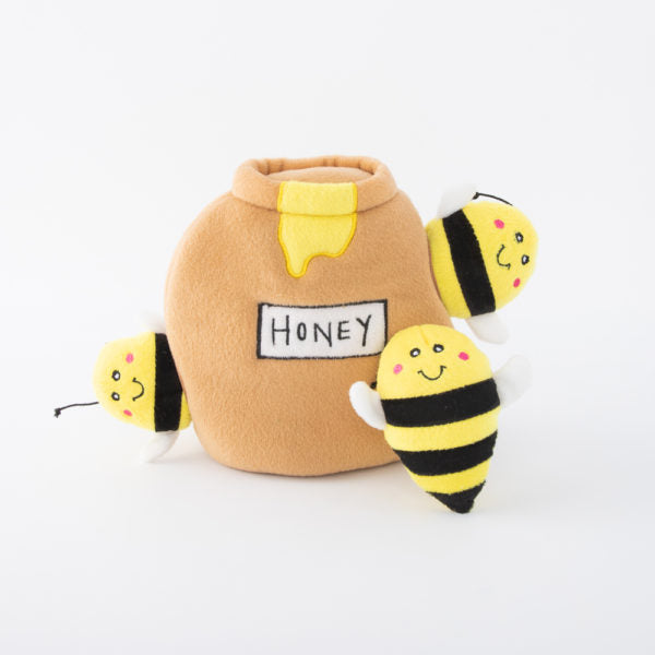 Zippy Paws Zippy Burrow Interactive Honey Pot and squeaky Beeshide and seek Dog Toy. Provides mental stimulation through this interactive hide and seek game.