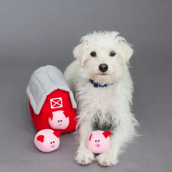 Zippy Burrow™ toys are the perfect interactive toy for keeping your dog busy and engaged. Through hide-and-seek play, Zippy Burrow™ toys help prevent boredom and promote mental stimulation! This interactive toy comes with 1 Barn burrow and 3 squeaky Miniz Pigs.